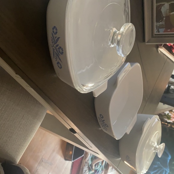 Corning Ware cook wear the best around I have I have 7 total!! - Picture 4 of 7